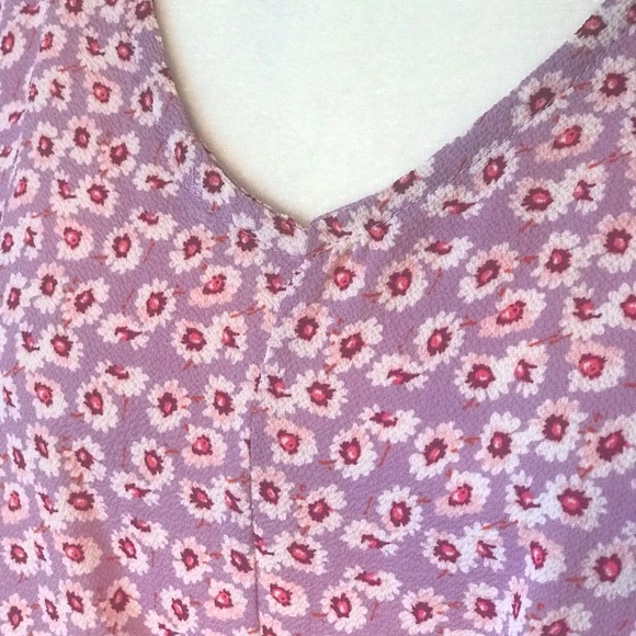 BOUTIQUE- CURVY V-NECK BLOUSE W/ FRONT WAIST TIE, LIGHT PURPLE - Picture 6 of 9